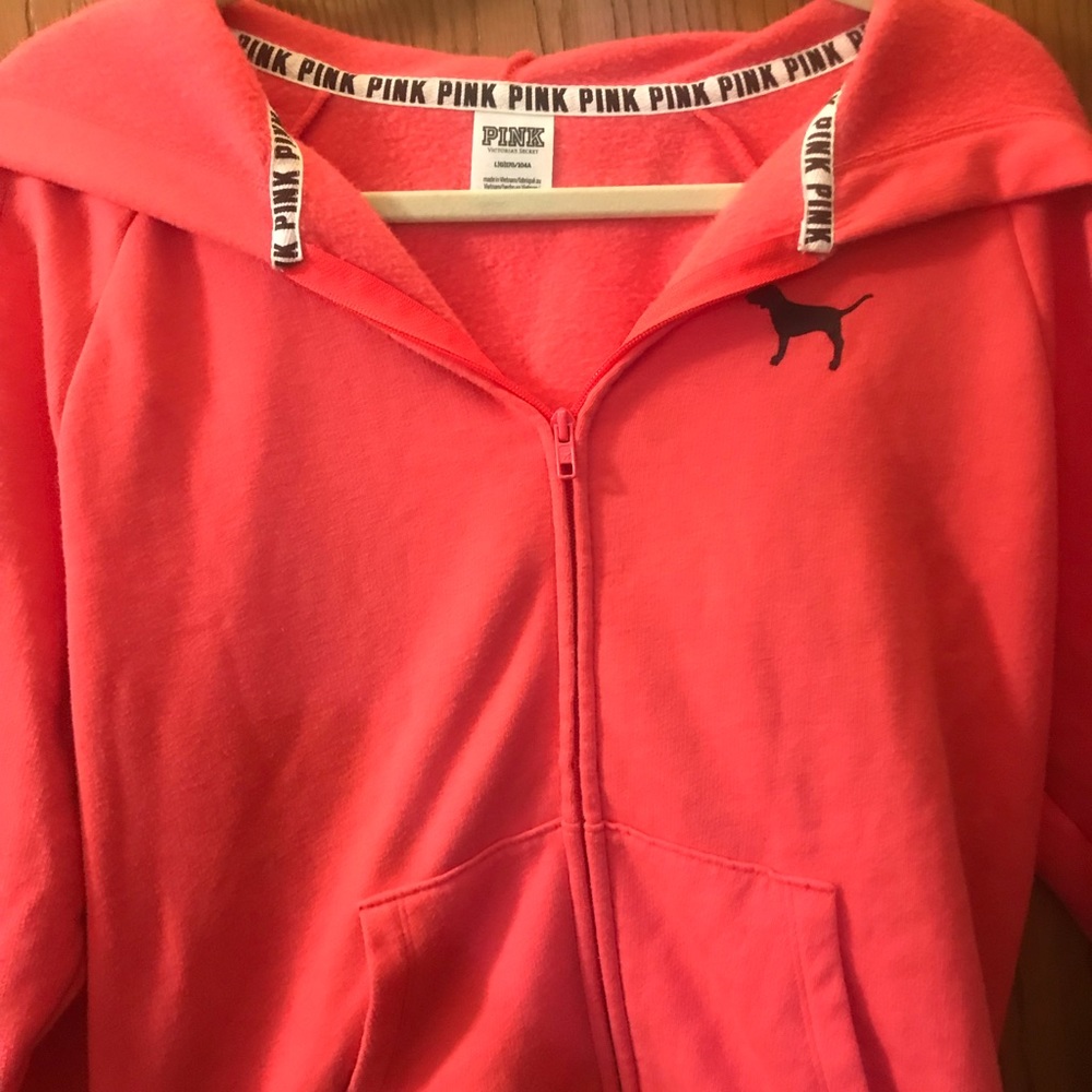 PINK Sweatshirt
